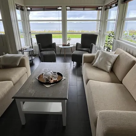 I Med 4 Soverom, Orland Holiday home