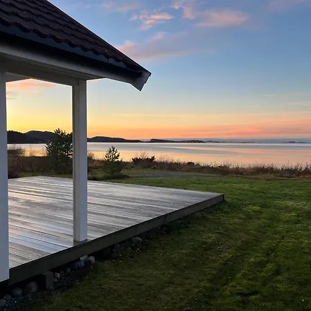 I Med 4 Soverom, Orland *