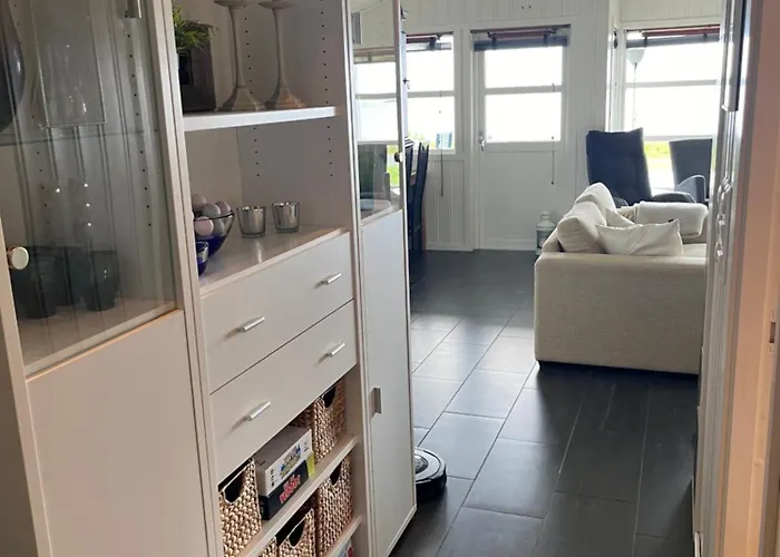 I Med 4 Soverom, Orland