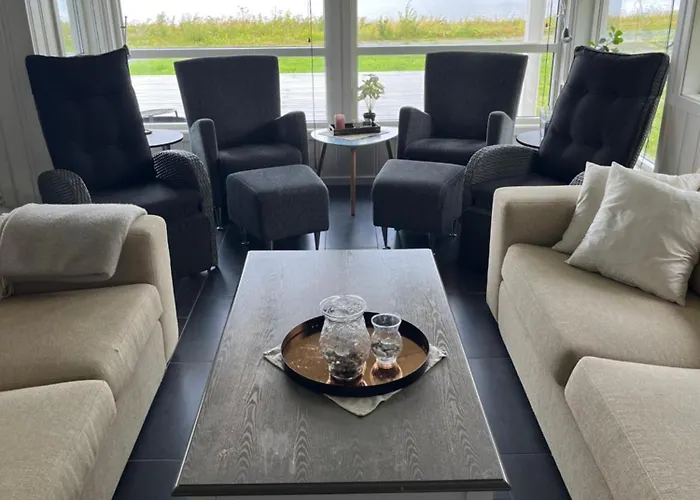 I Med 4 Soverom, Orland *