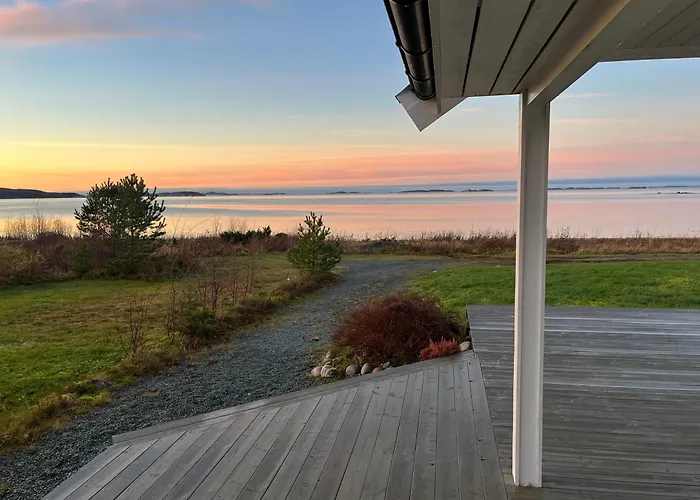 Holiday home I Med 4 Soverom, Orland Lysesund